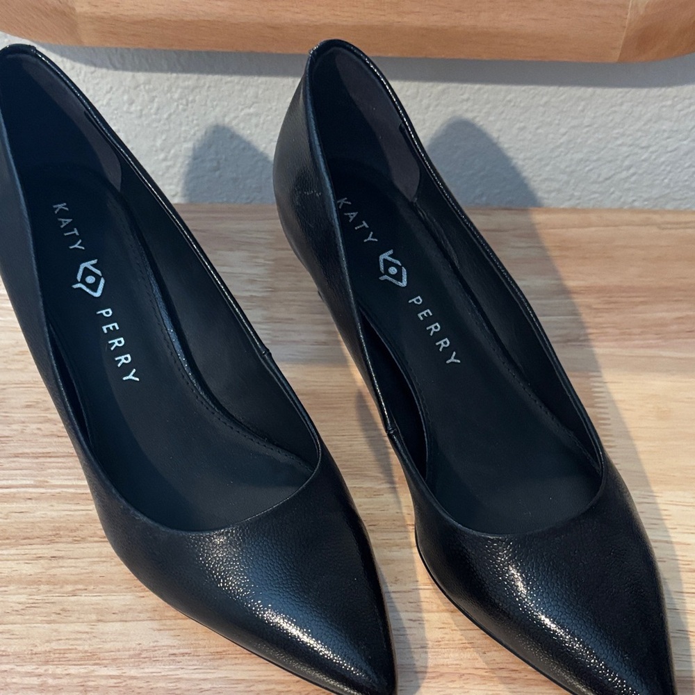 Katy Perry Black Heels size 8